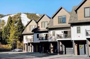 New Slopeside Luxury Villa 135 I Hot Tub I Great Views I Best Price I FREE Adventures Daily